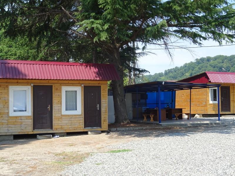 Guest House Tri Topolya Lidzava Exterior photo